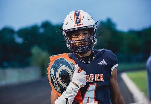 Senior Year Tape!!

5’9 165 Running back 

1400 rushing yards 
190 Carries
16 tds 

hudl.com/v/2Jd5CF

<a href="/WillieHoward77/">Coach Willie Howard</a> <a href="/PrepRedzoneMN/">Prep Redzone Minnesota</a> <a href="/OJW_Scouting/">PrepRedzone Oliver</a>