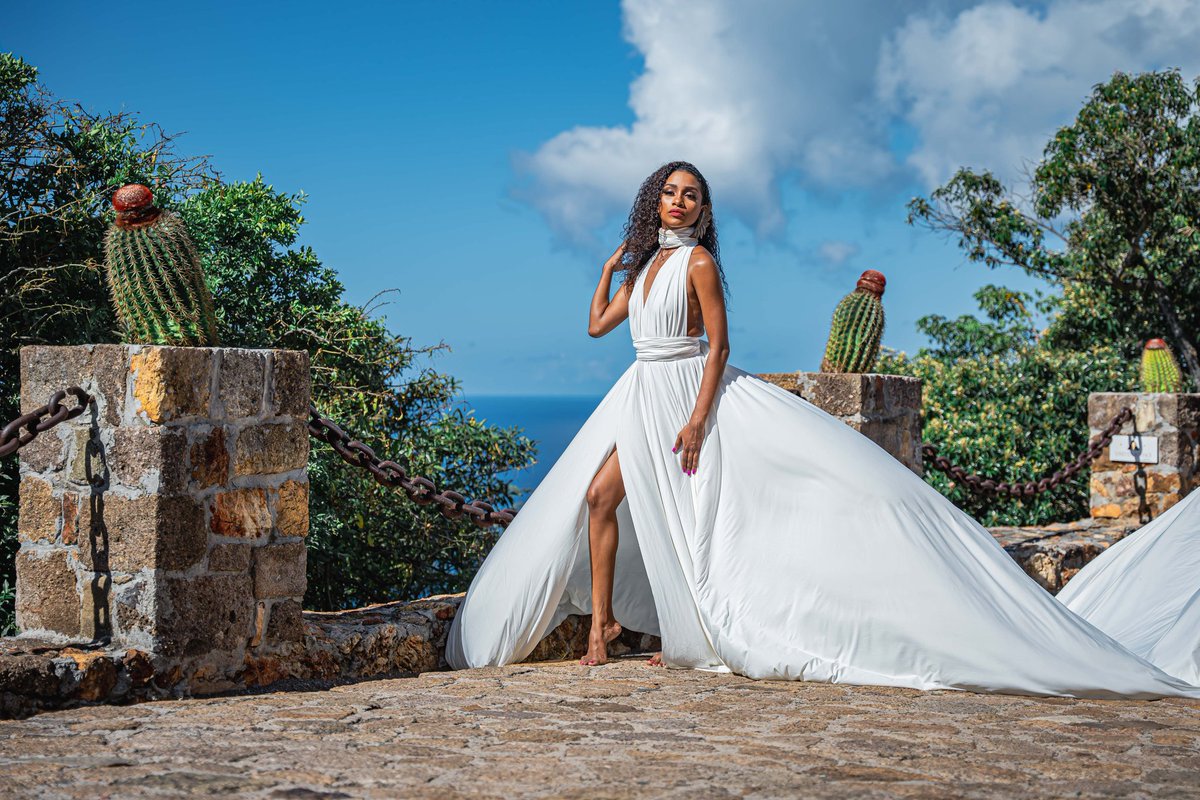flyingdressanu's tweet photo. Here's hoping this beautiful soul had a birthday that’s equally as beautiful. 🤍

.
.
.
.
.

📸: @lightbyzoe

#majesticbirthdays
#majesticflydressanu 
#flyingdressanu 
#FlyingDress 
#FlyingDressExperience 
#FlyingDressAntigua
#lightbyzoe 
#explore https://t.co/4vcdroCrXZ