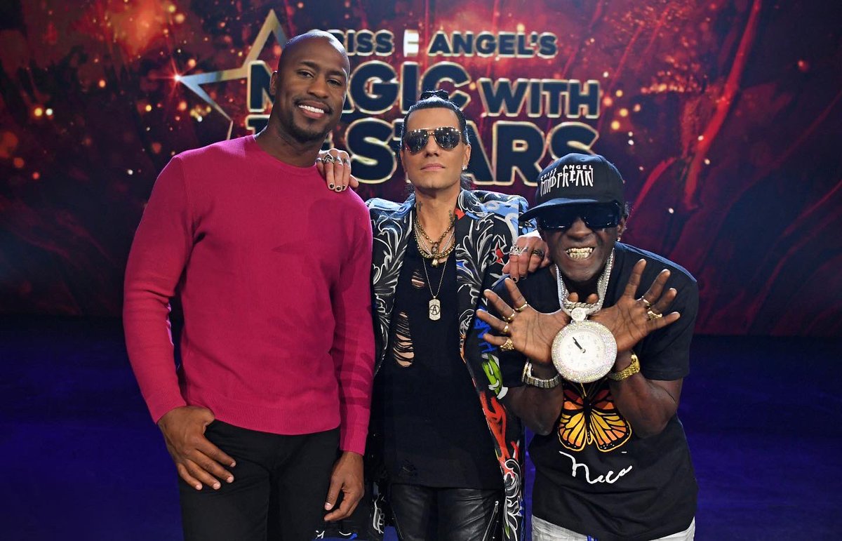 CrissAngel's tweet photo. THIS WEEK! #CrissAngel’s @MagicWithStars 🏈 vs. 🎤 Who You Got? @VernonDavis85 @FlavorFlav ? https://t.co/U1jQSiu1cd