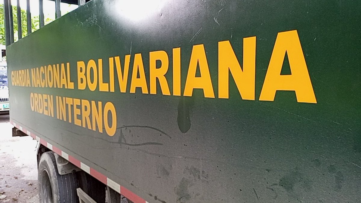 Efectivos de la GNB lograron descubrir el abuso y explotación sexual contra una adolescente de 12 años, tras capturar a un hombre, a su pareja y a su suegra en el estado #Táchira. A los tres les dictaron privativa de libertad/ Foto: Lysaura Fuentes 🚨