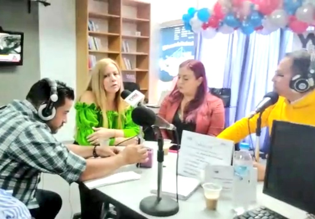 BermudezJoseA's tweet image. #16Nov Excelente programa de &quot;La Hora de los Clap&quot; con un tema que nos toca las fibras más internas de nuestro ser; los niños, niñas y jóvenes deben ser protegidos, amados, nunca maltratados o abusados. Gracias a las Abog. Indira Ruiz y Celeste Buitrago por compartir con nosotros