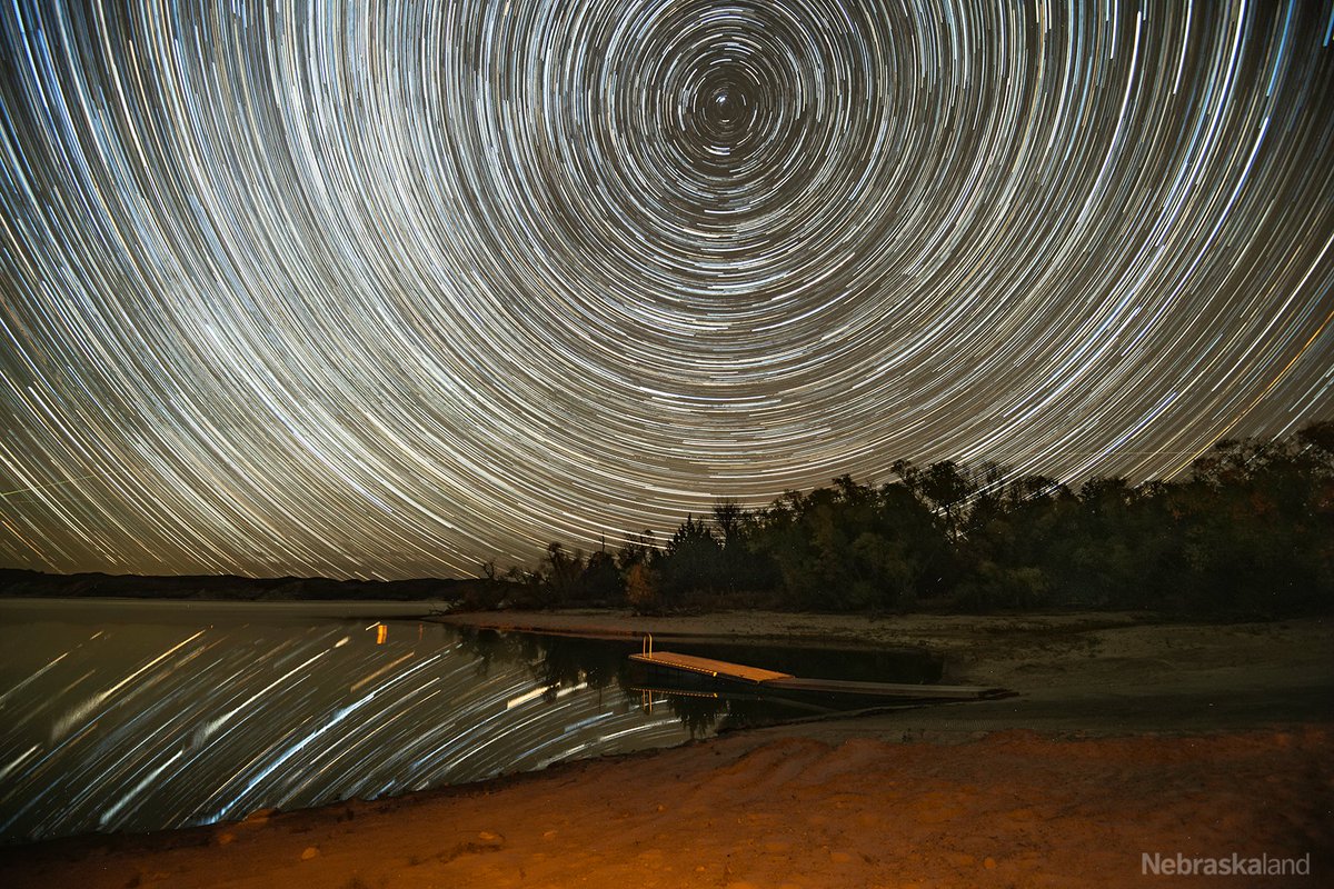 NEBland_Haag's tweet photo. Star trails at Merritt Reservoir. #nebraskaland #negameandparks #nightphotography #sandhills #astrophotography https://t.co/iVKGmY4wTm