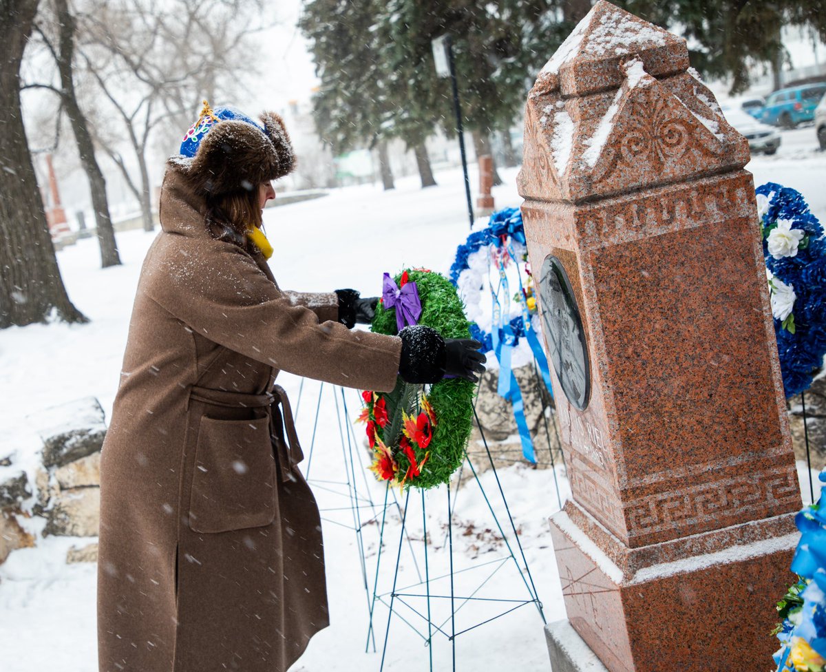 HStefansonMB's tweet photo. Today I stood with @MBMetis_MMF to place a wreath at the St. Boniface Cathedral to honour and commemorate Louis Riel on the anniversary of his death. https://t.co/K0FLGpNkLL