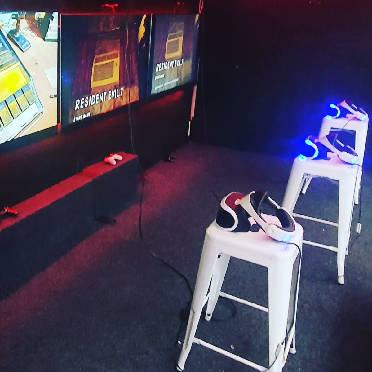 Prepare for a few scares!
NZ's Largest Gaming Trailer is outfitted with Five VR experiences.  We will be showcasing at <a href="/spookersnz/">Spookers Haunted Attractions</a> this Friday and Saturday Night!
<a href="/PlayStationNZ/">PlayStationNZ</a> <a href="/TCL_Global/">TCL Electronics</a>
#gaming #psvr #gamingtrailer #pingzero