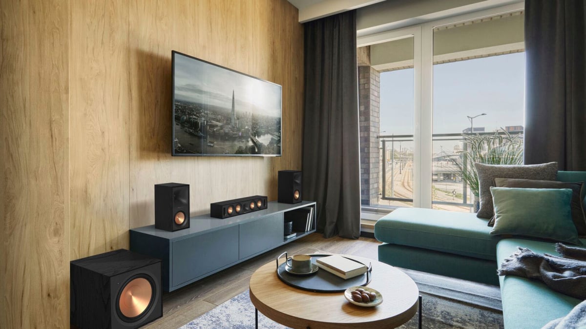 chweeks's tweet image. Need a new sound system? These Klipsch Reference speakers are half off dlvr.it/Scv4X7