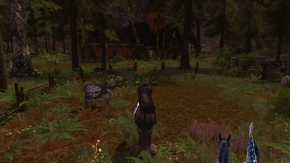 LotRLore's tweet photo. A Noldorin Elf can feel right at home in Rohan with just the right touches. @Lotro #BeforeTheShadow https://t.co/fYMJHJZhIt