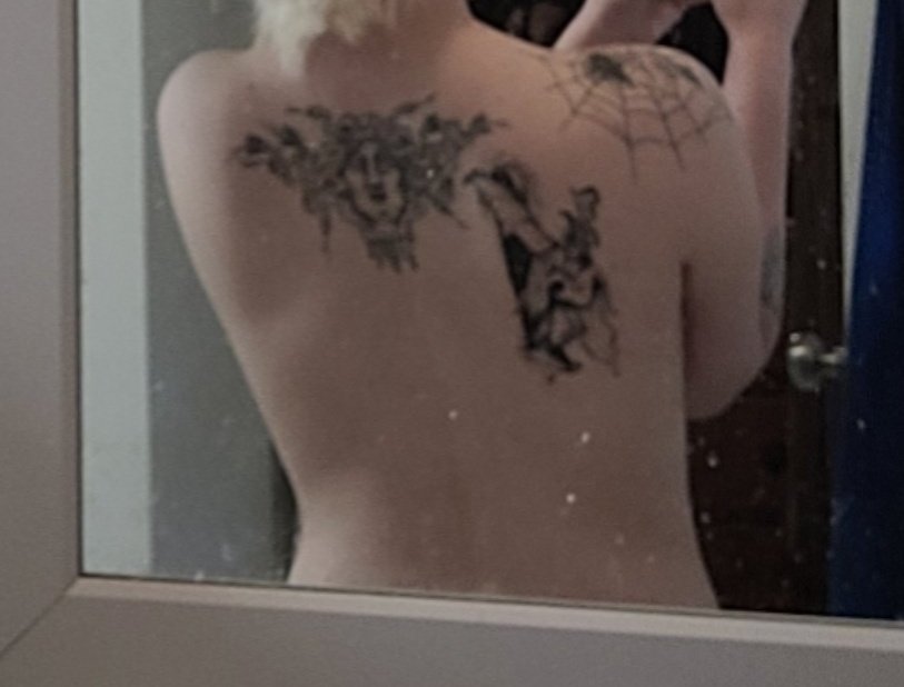 Sweet_Noodle's tweet photo. I have so many bundles for my lovelies 💕 not to mention a HUGE DISCOUNT for No Nut November 😚 https://t.co/qI9IvGPUCx