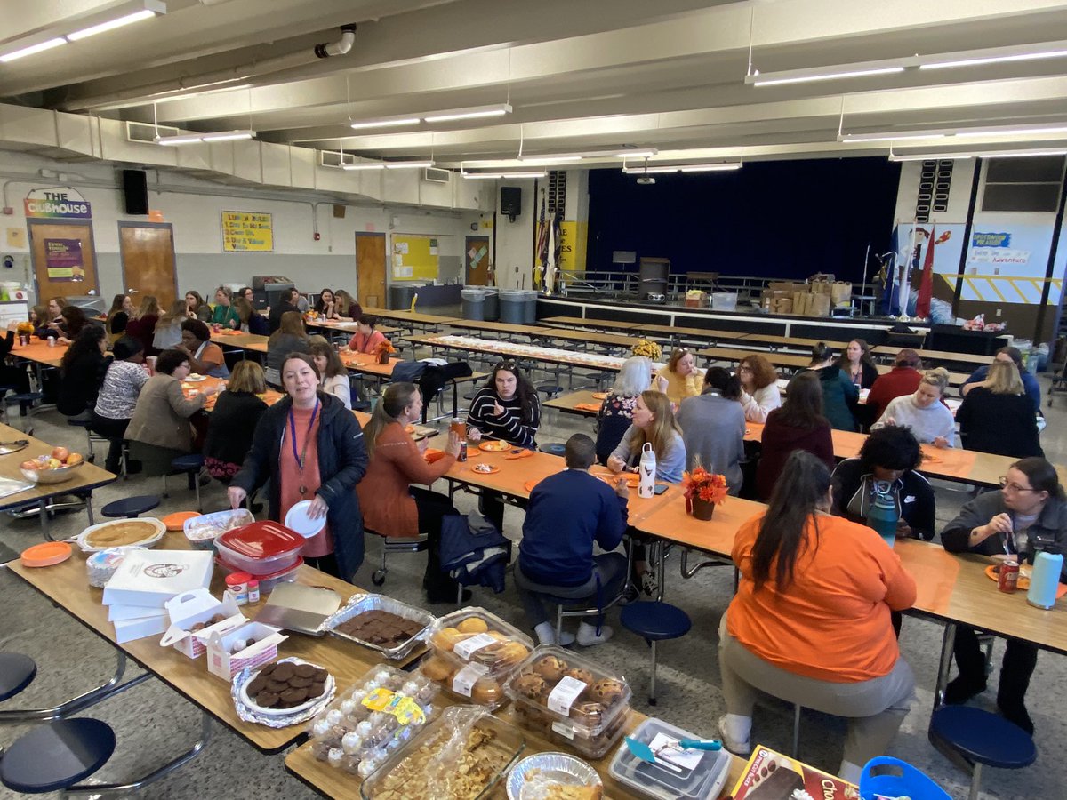 Mrs. Cribb (@mrscribb_scps) on Twitter photo Thankful for the 2nd annual <a href="/SpotswoodElem/">Spotswood Elementary</a> staff friendsgiving! Thank you to all of our staff who contributed to our lunch. Also thank you to our PTO for providing drinks and desserts for us. 💛🦃 Thankful for the 2nd annual <a href="/SpotswoodElem/">Spotswood Elementary</a> staff friendsgiving! Thank you to all of our staff who contributed to our lunch. Also thank you to our PTO for providing drinks and desserts for us. 💛🦃