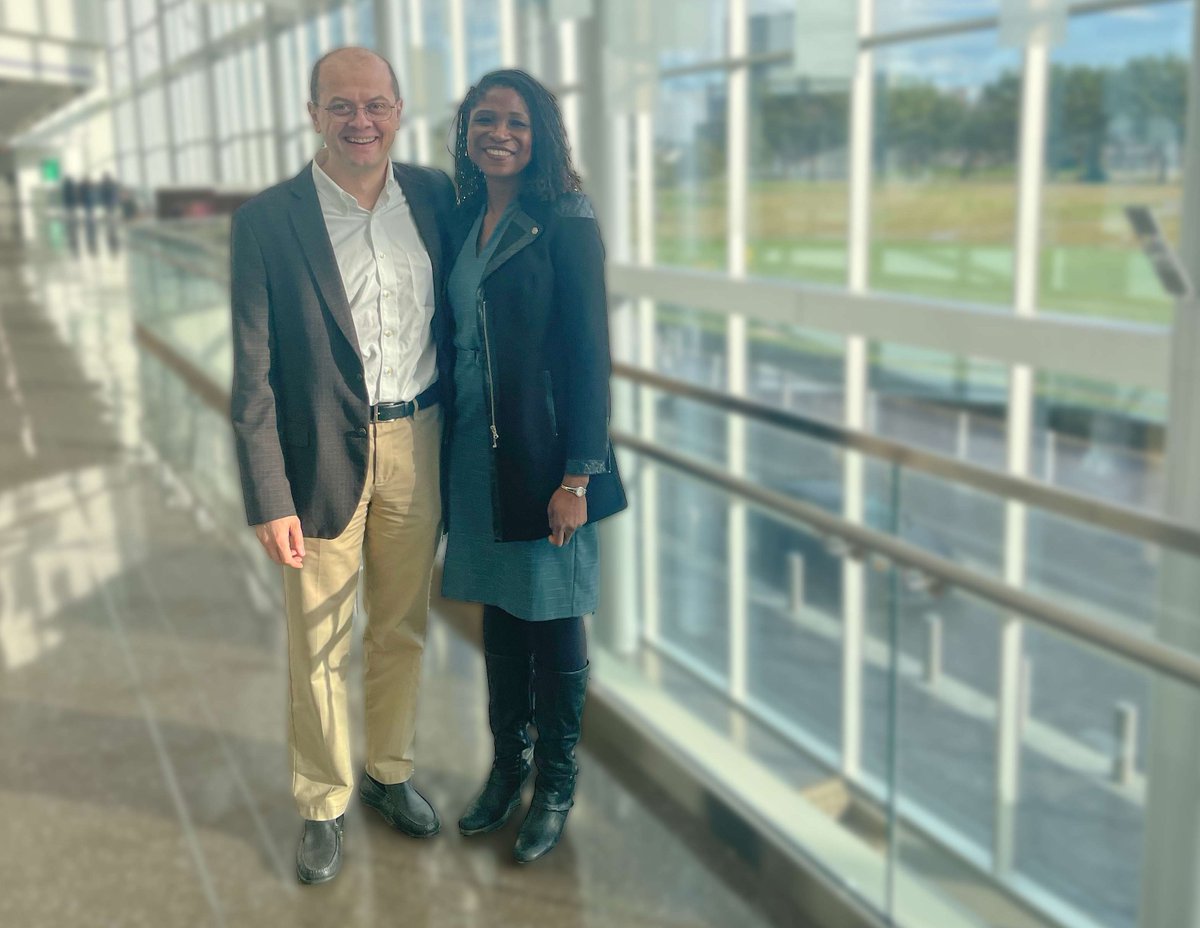 What a treat it was to welcome @DrTochiOkwuosa from @RushCancer to talk about #cardioonc during cardiology grand rounds this morning. Then @vgzmd showed her around @utswclements, the new @utswcancer building, and the @UTSWNews campus. Or was it #oncocard? 🤷😂😂😂