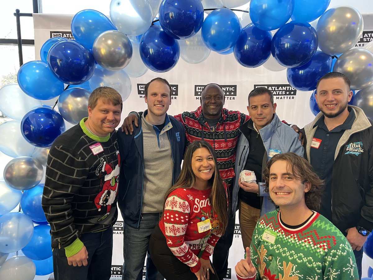 We have the whole gang here! My Fredericksburg wrecking crew! Let’s finish out the year strong! @MASMakeItMatter <a href="/DaleB1/">Dale S. Brown</a> <a href="/Maegzzzzzz/">Maegan Hendricks</a> <a href="/KirkRutland/">Kirklyn Rutland</a> <a href="/hoonign24/">Denny Chung</a>