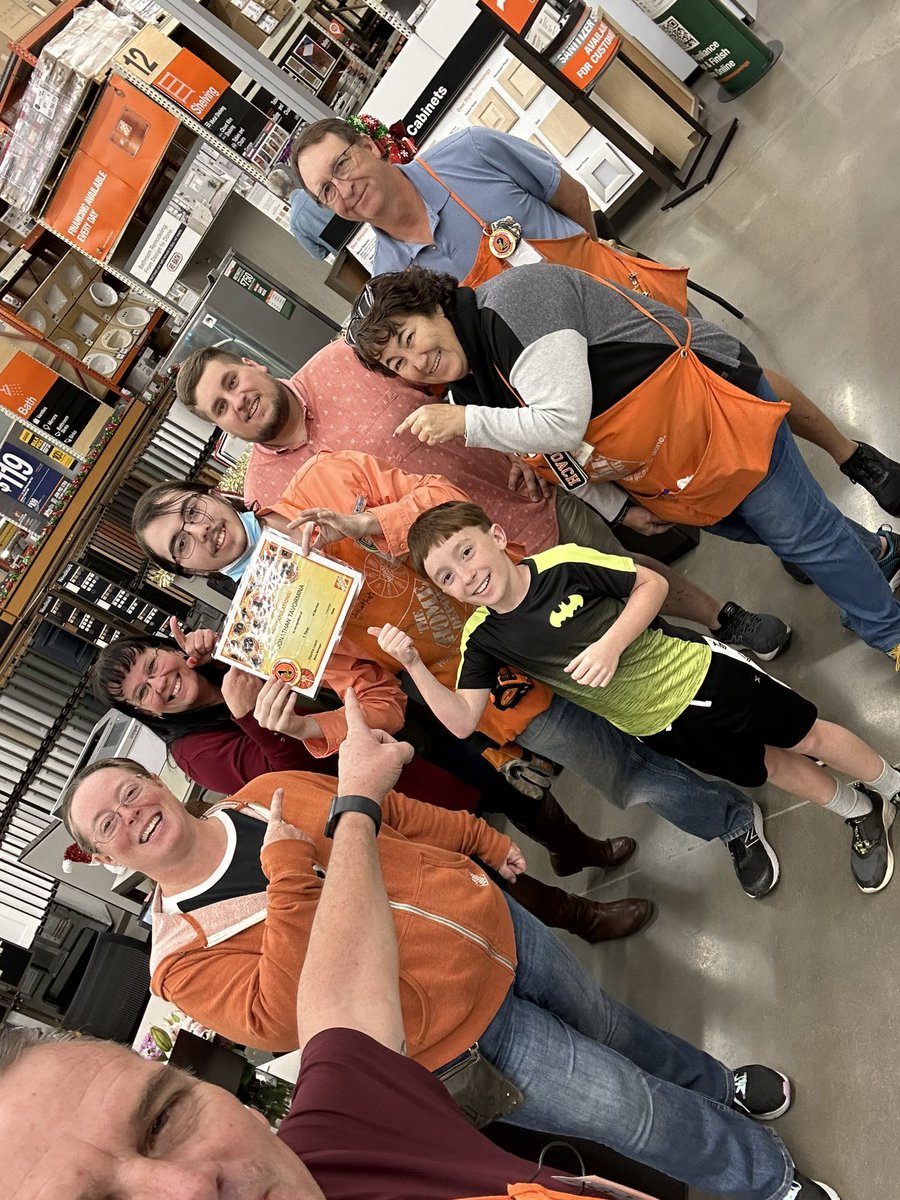Congratulations to D25 associate Jonathan here at Store 470 as we celebrate his 1 year anniversary…. Jonathan shared what he has learned in his first year with us, he was so excited!!! Congratulations Jonathan we appreciate you very much !!  <a href="/D66Celest/">Sheldon Celestine 🇹🇹🇺🇸</a> <a href="/cat_thanner/">Cathy Thanner</a> <a href="/DJJKsanchez/">Donny Sanchez</a>