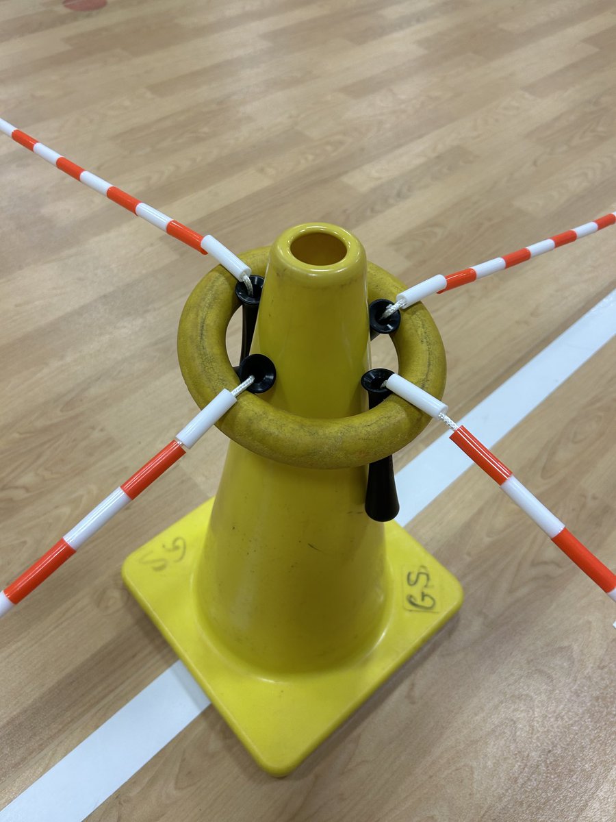 I can’t remember who shared this idea before, but adding a deck ring to the center cone makes it easy to set up a 4-square for net &amp; paddle games. #physed #equipmenthack ⁦<a href="/OlatheElemPE/">OlatheElemPE</a>⁩ ⁦<a href="/OlatheMSPE/">OlatheMSPE</a>⁩ ⁦<a href="/KAHPERD/">KAHPERD</a>⁩