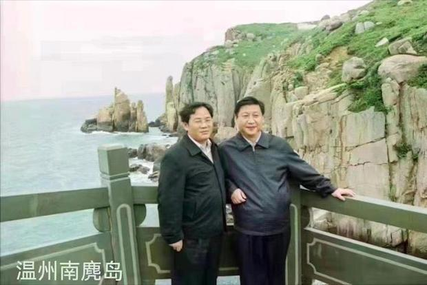 doskeyking's tweet photo. @xizongdami 中国会成为LGBT第一大国的 https://t.co/qqKGE5P30d