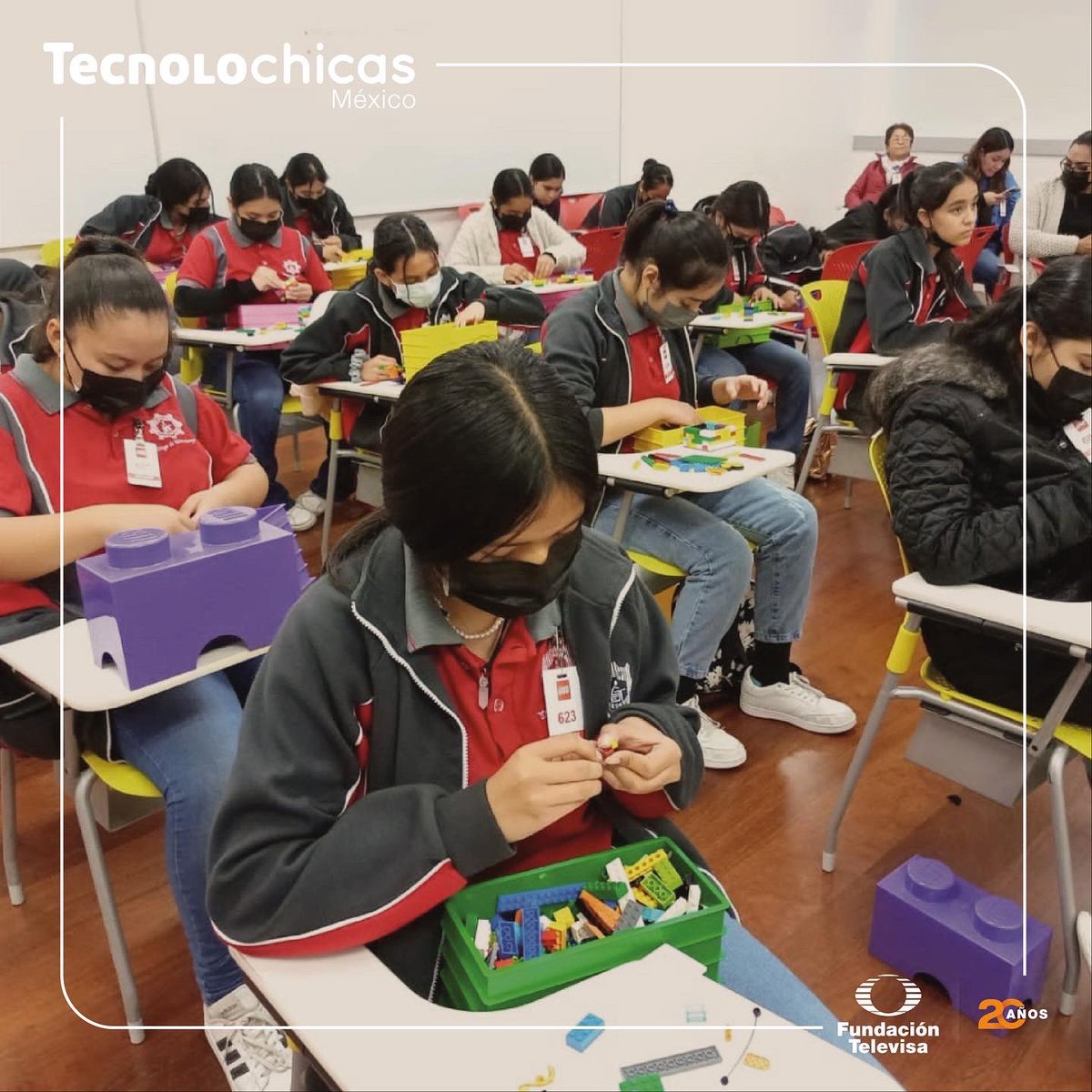 Tecnolochicas México (@tecnolochicasmx) on Twitter photo Tuvimos la oportunidad de visitar la fábrica de LEGO en Nuevo León con las TECNOLOchicas que ya tomaron los cuatro cursos.
Sigamos inspirando y construyendo a las futuras líderes de la tecnología.
Gracias a @GrupoLego y <a href="/HotelesCity/">Hoteles City Express</a> por hacer esto posible. Tuvimos la oportunidad de visitar la fábrica de LEGO en Nuevo León con las TECNOLOchicas que ya tomaron los cuatro cursos.
Sigamos inspirando y construyendo a las futuras líderes de la tecnología.
Gracias a @GrupoLego y <a href="/HotelesCity/">Hoteles City Express</a> por hacer esto posible.