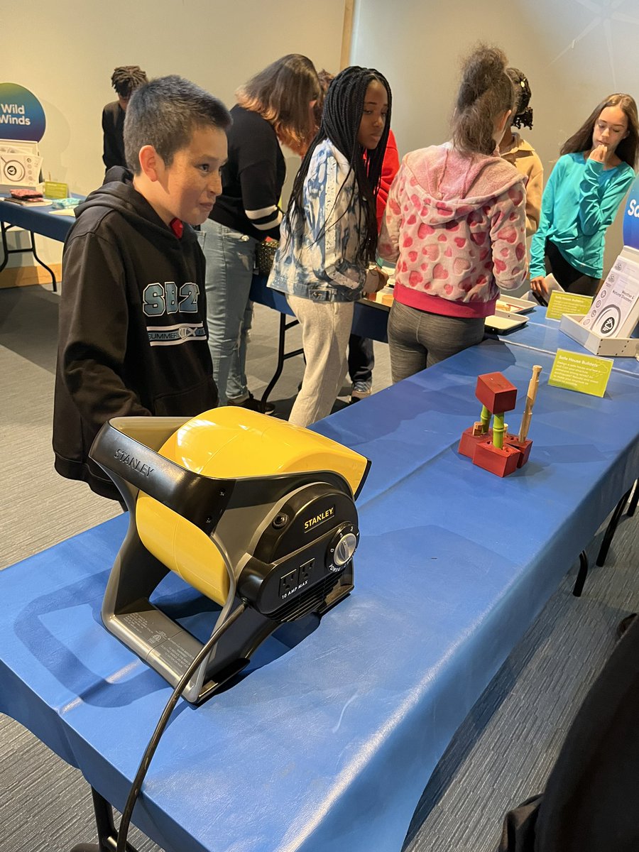 RMS6_1's tweet photo. First field trip in 3 years is in the books! So happy to have this opportunity again. Seeing the joy and excitement was worth it all! https://t.co/HbjmUGjlx5