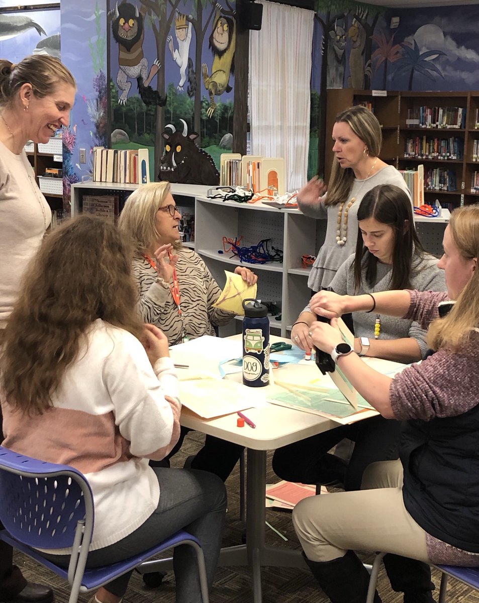 Grand conversations about guided reading led by the Reading Recovery teachers ⁦<a href="/ebenezer_avenue/">ebenezer_avenue</a>⁩ Thanks ⁦<a href="/MelanieFain9/">Melanie Fain</a>⁩ and Meghan Carter! You are appreciated!⁦<a href="/leea2006/">Sheleea Leonard</a>⁩ <a href="/RockHillSchools/">Rock Hill Schools</a>⁩ ⁦<a href="/ProfLearningRH/">Rock Hill Schools Professional Learning</a>⁩