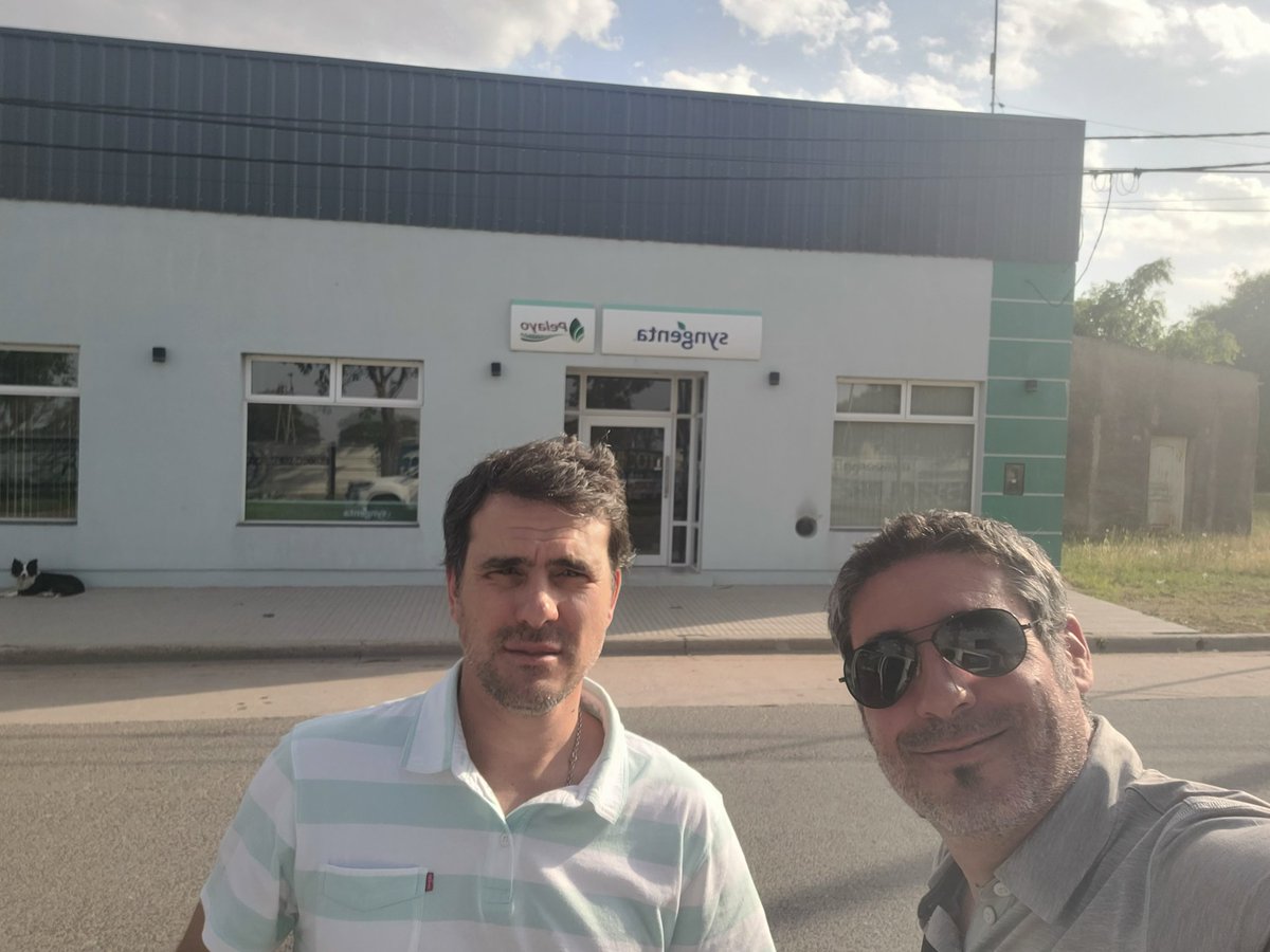 Día de mucho calor, terribles 35°C, pero muy buena gira <a href="/pelayoagronomia/">Pelayo Agronomía</a> y muy buena jornadas de actualización de cartera!! Seguimos a pleno con <a href="/jpgarciad/">JPG</a> y por supuesto no podíamos no almorzar en un mítico lugar basco!! Hoy Macachín y Quemú!!!