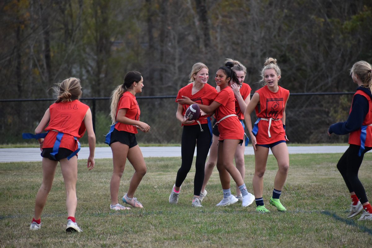 DDMS_Athletics's tweet photo. What an AMAZING afternoon we had at the Powderpuff Football Game! Thank you to all of our participants and fans that came out to watch. https://t.co/Enxpu4TK4k