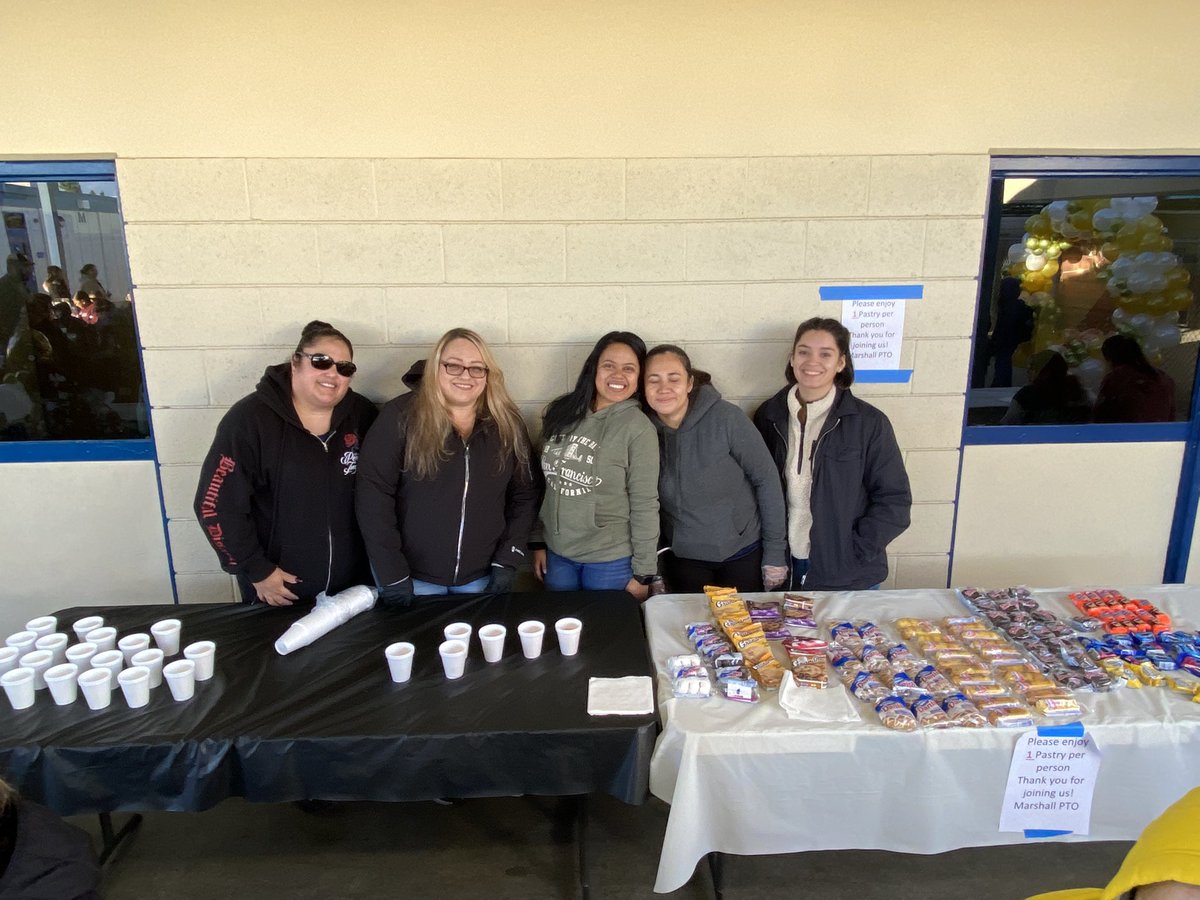 JoshRegerAP's tweet image. Awesome Turnout for our Pastries with Parents this morning at Marshall! Thanks to our Amazing PTO for hosting!!