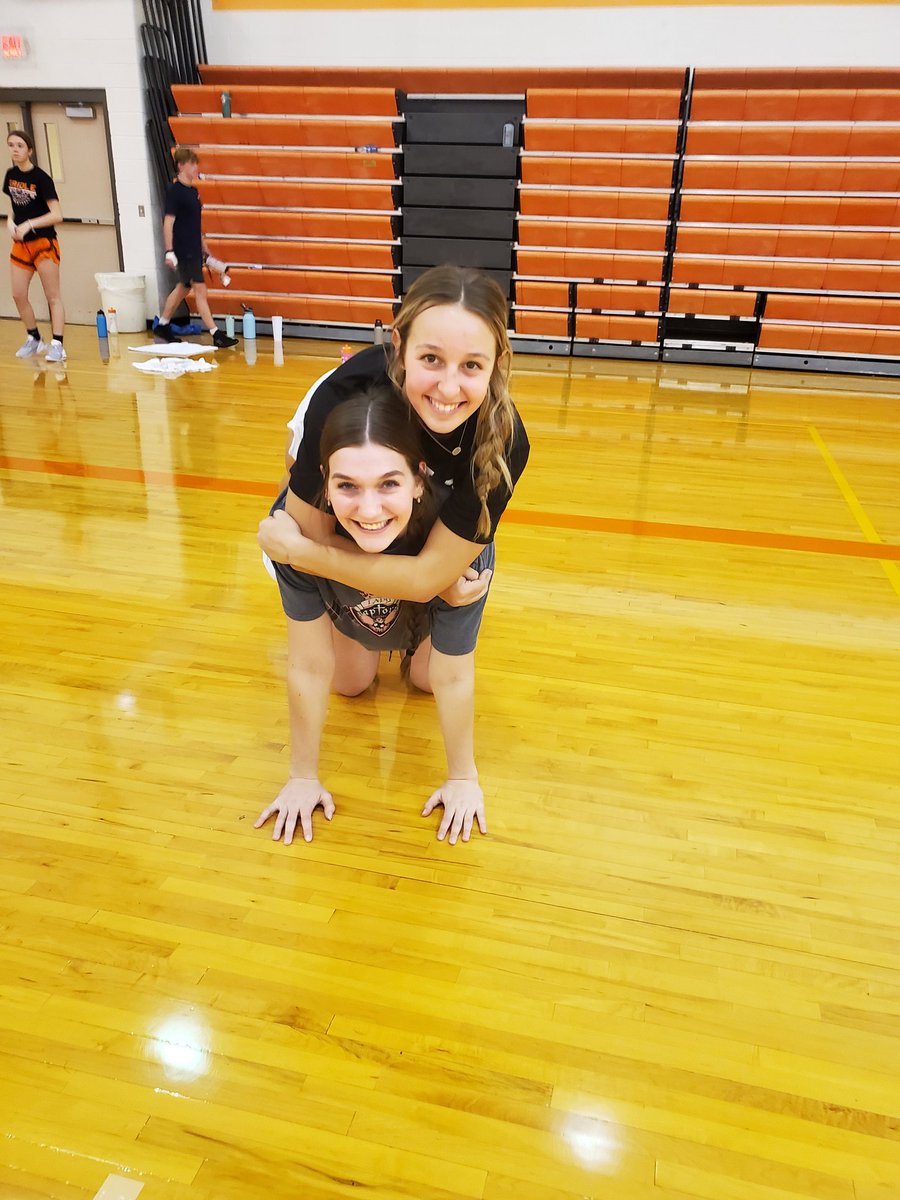 Lady Oriole Basketball tweet media