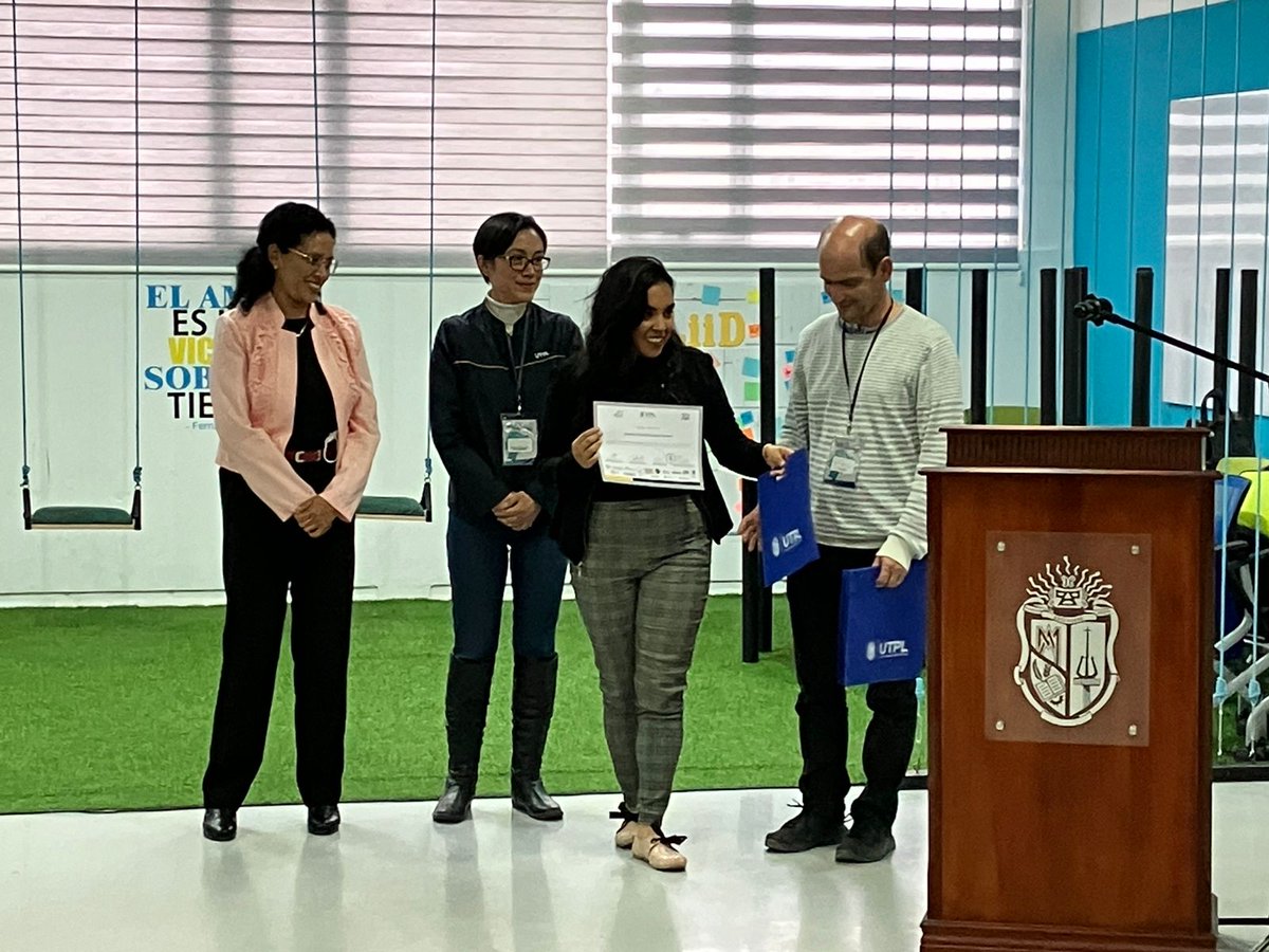 Yanxia Hou tweet media