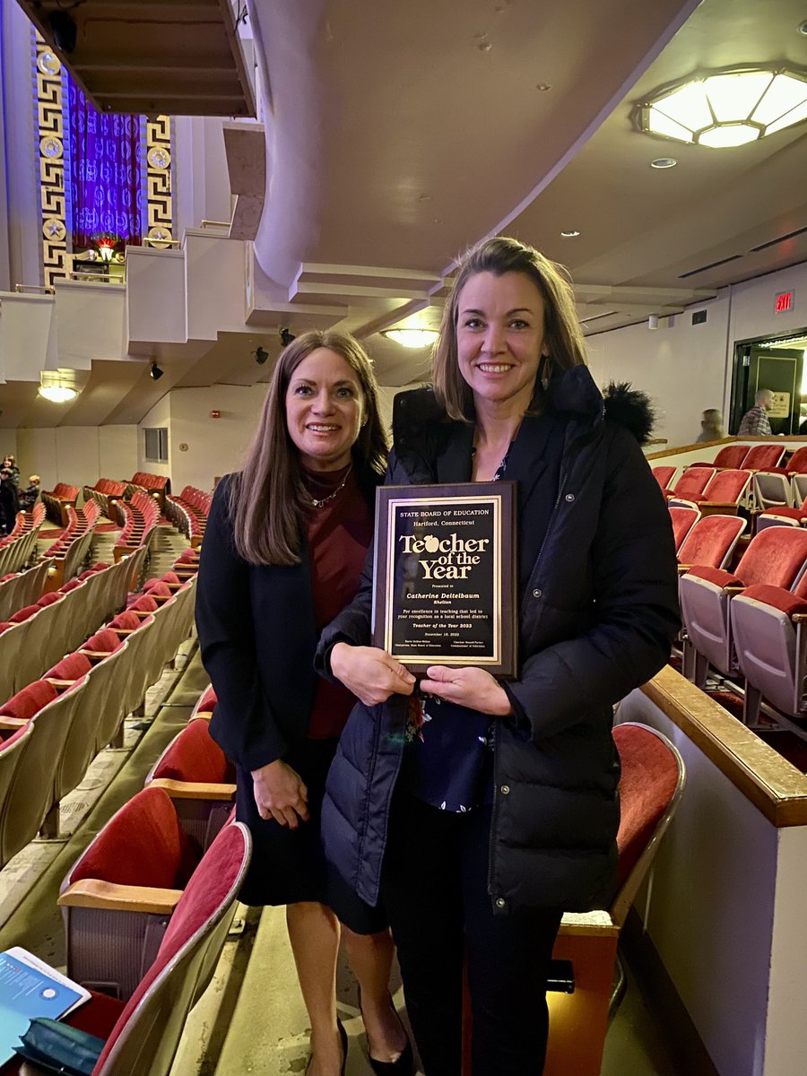 ksantilli2982's tweet photo. Congratulations to Shelton Teacher of the Year Catherine Deitelbaum, it was a privilege to honor you and all of the CT winners.#ct126 https://t.co/55MJypPYiZ