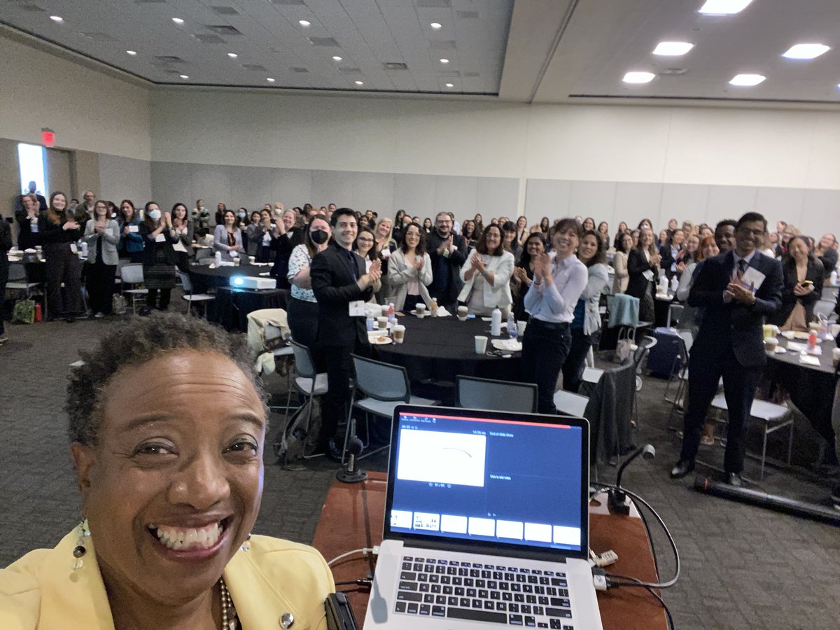 The more I do keynotes …. The more inspired I am by the #resilience of those in the audience!! Wow standing ovations are also a humbling experience! I took a pic to remember that feeling!!! <a href="/ChEnected/">American Institute of Chemical Engineers (AIChE)</a> <a href="/aichewic/">AIChE WIC</a>