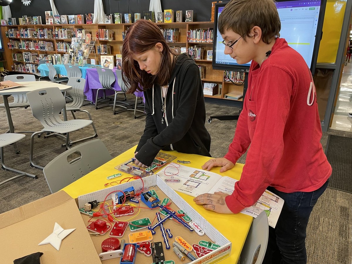 Had a great time at Indian Creek today talking with students about their science fair projects! #ncssbethebest