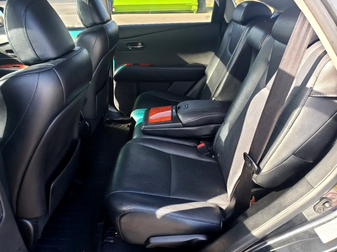 JimKirbyAuto's tweet photo. | . . S U V . . |
This Lexus is a beauty! If you are in the market for a mid size SUV, this post is meant for YOU! Yes, you! Come by and see this in person!
.
#JimKirbyAuto #shoplocal #SUV #Lexus https://t.co/O3hIkSpMEl