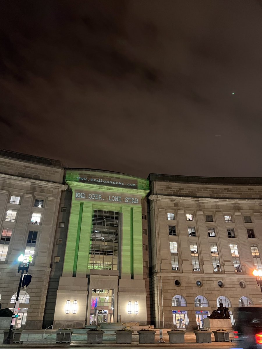 the_ILRC's tweet image. Happening NOW: @NeverAgainActn spearheads our #EndOLS and #CutTheTies closing day of action with a projection over @CBP offices in Washington, D.C. demanding @DHSgov @CBP and @POTUS CUT THE TIES with Operation Lone Star and END the funding + collusion 
🚨NOW 🚨