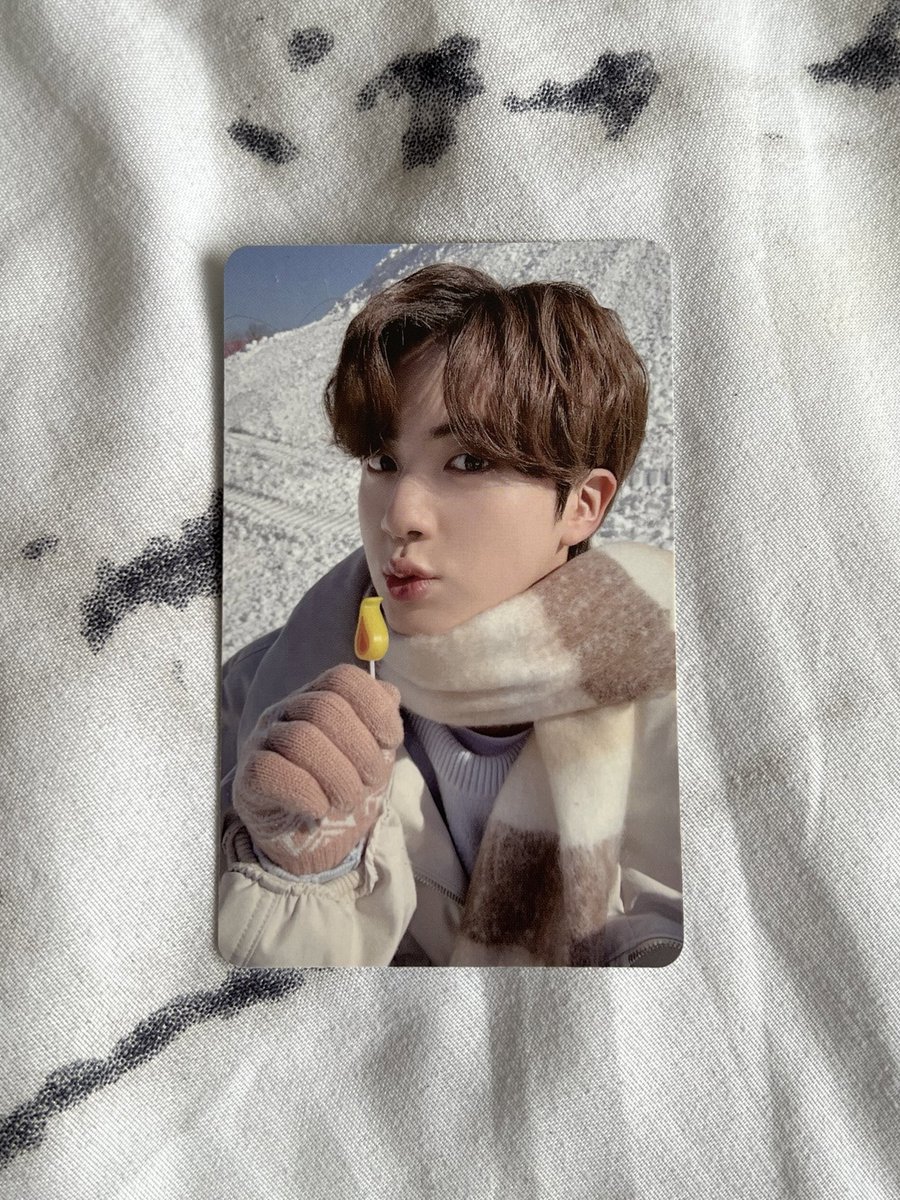 verygoogie's tweet photo. wts lfb bts pc ph

♡ bts jin winter package 2021 pc 
♡ onhand, fresh pull
♡ 10/10 condi

1500+ lsf  

reply mine
no cancellations (∿°○°)∿ https://t.co/MBHojSeOtR