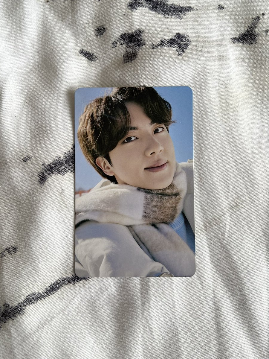 verygoogie's tweet photo. wts lfb bts pc ph

♡ bts jin winter package 2021 pc 
♡ onhand, fresh pull
♡ 10/10 condi

1500+ lsf  

reply mine
no cancellations (∿°○°)∿ https://t.co/MBHojSeOtR