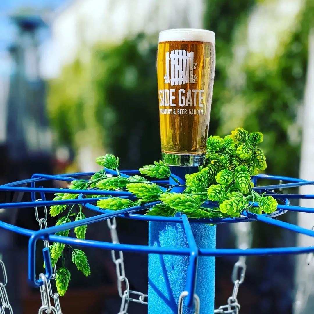 gardeneur's tweet photo. Now serving Concord, CA: @sidegatebrewing is the newest of many Gardeneur Hubs around the Bay Area where the plant community can drop off, pick up, and trade plants! 🌱

Side Gate Brewery | 1822 Grant St.
Concord, CA | Open M-Th 3-10 PM, F-S 12-10 PM, Sun 12-9 PM https://t.co/0vNXxqasH8