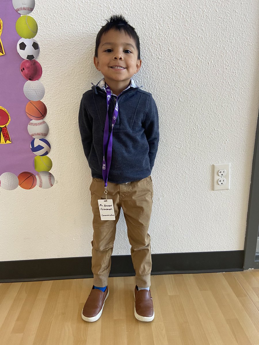 Loved seeing our students showcase their interests by dressing up as their future careers!💼🩺🧑🏻‍🍳📱 #ThisIsAVID #AVIDelementary #AVID4Possibility