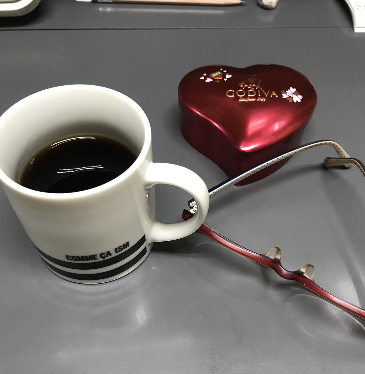 jun27111517's tweet photo. おはようございます☀

ワンオペ
あと2時間半
あと2時間半

頼むから誰も出ないで〜(๑>◡<๑)

#ラブホ従業員のつぶやき https://t.co/3EiJ0J4P7l