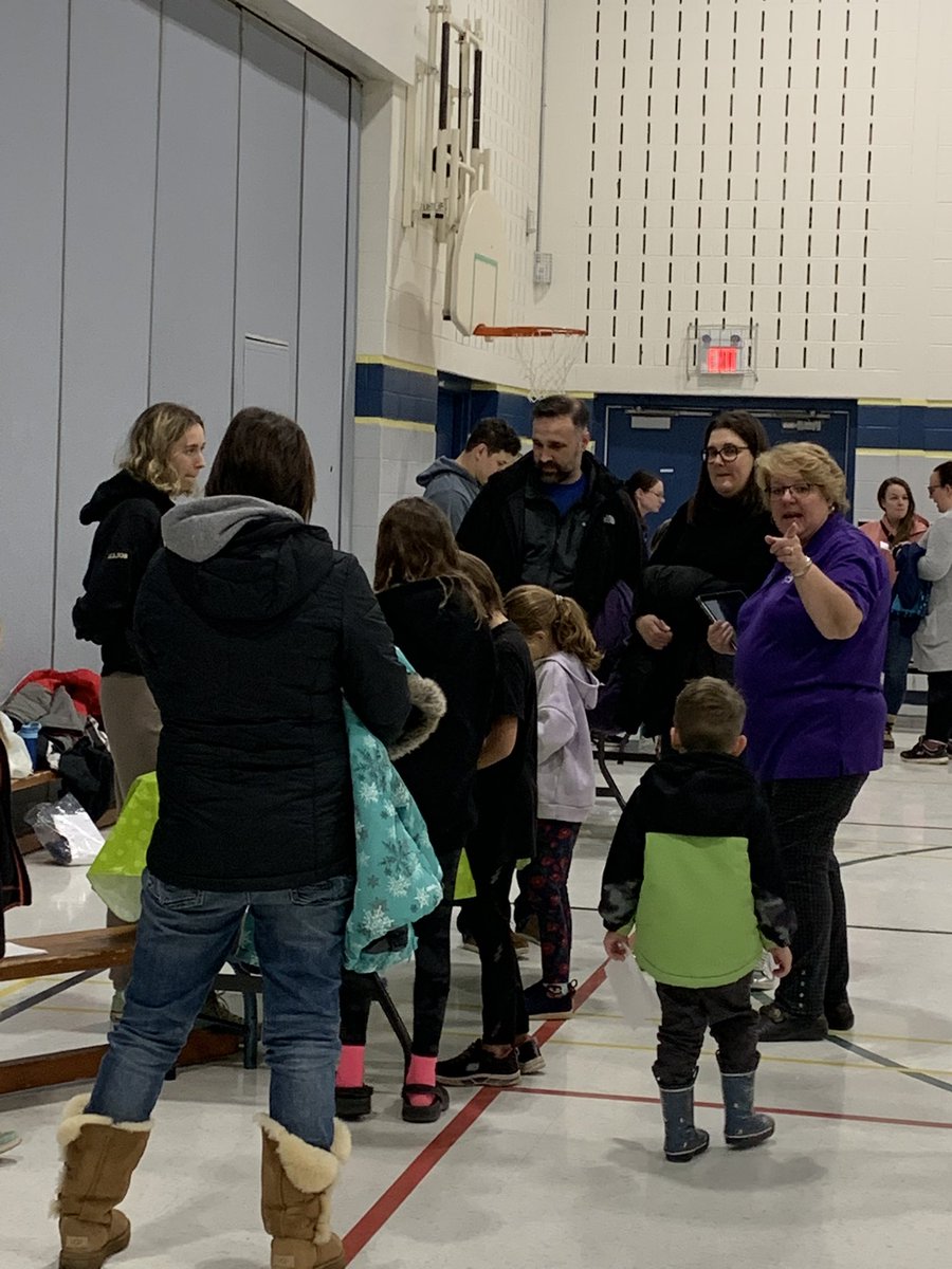 Thank you <a href="/OxbowPS/">Oxbow School</a> School Council and Home and School for supporting parent engagement this evening with Investing in children. Check out Investing in Children’s Facebook page this week for more photos.