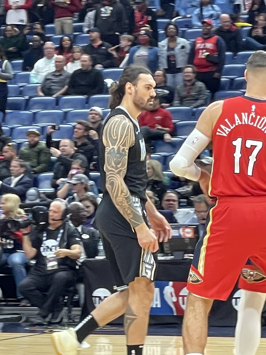 mikecwru's tweet photo. It was great to see @PelicansNBA win at @SmoothieKingCtr but my daughter still misses @RealStevenAdams https://t.co/9fuAseDIdv