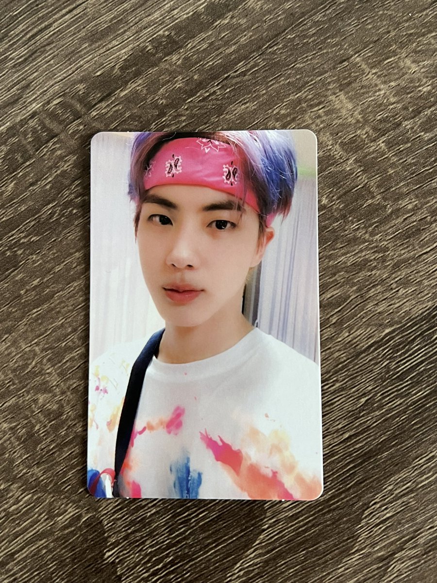 verygoogie's tweet photo. wts lfb bts pc ph

♡ bts jin 5th muster pc
♡ onhand, ready to ship 
♡ 10/10 condi

2500 + lsf  

reply mine
no cancellations (∿°○°)∿ https://t.co/5TsY1iHNDr