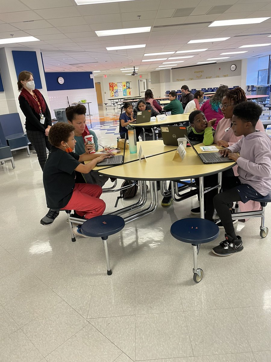 We had a great parent coffee this morning where parents learned about digital tools with their #BUpper students 🐯
