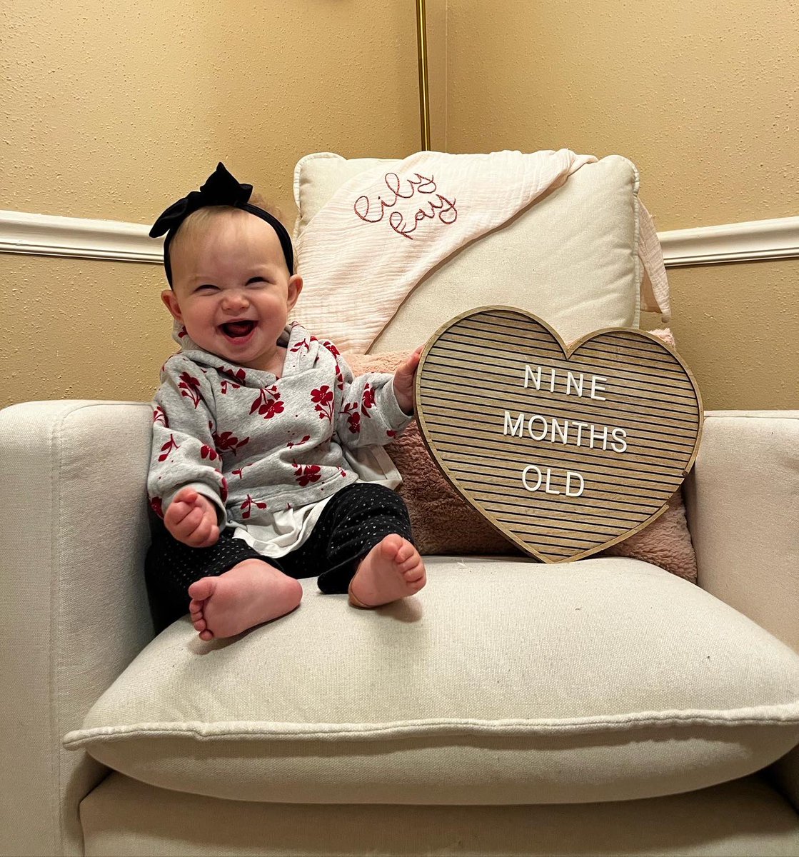 alexisdford's tweet photo. i might have the world’s smiliest baby https://t.co/nLnxYrEOQL