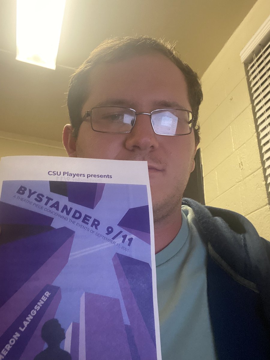 English_Justin2's tweet photo. Also I forgot to take the picture of the set, whoops. But here’s a picture of me with my playbill, it was a good way to spend the evening #COMM225 https://t.co/L8F6rvpgpK
