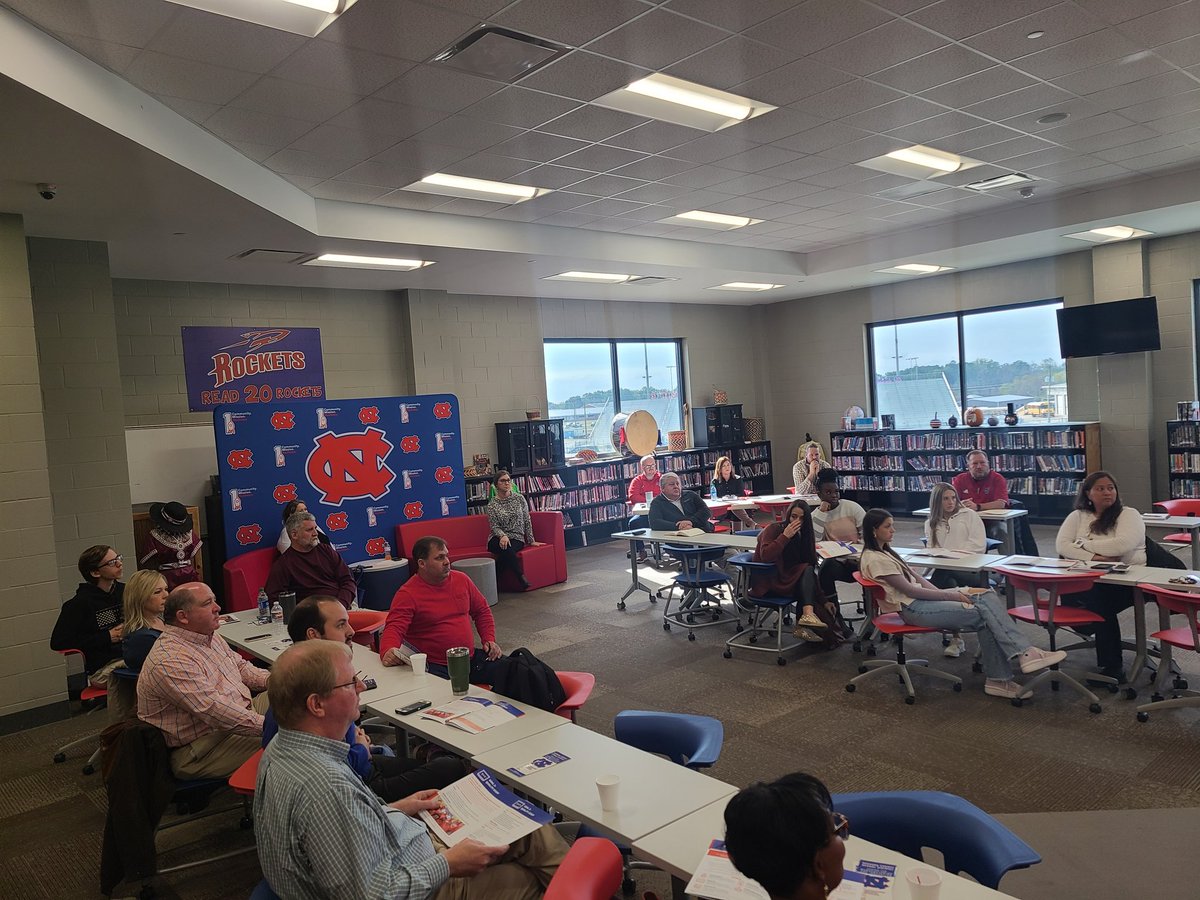 NeshobaCentral's tweet image. The NCSD had a great morning on our yearly Strategic Plan review! Thank you to everyone on our Key Stakehders Team! The team is made up of business/industry leaders, parents, students, and employees!
#onecommunity #onemission #oneneshoba 
#ARatedDistrict