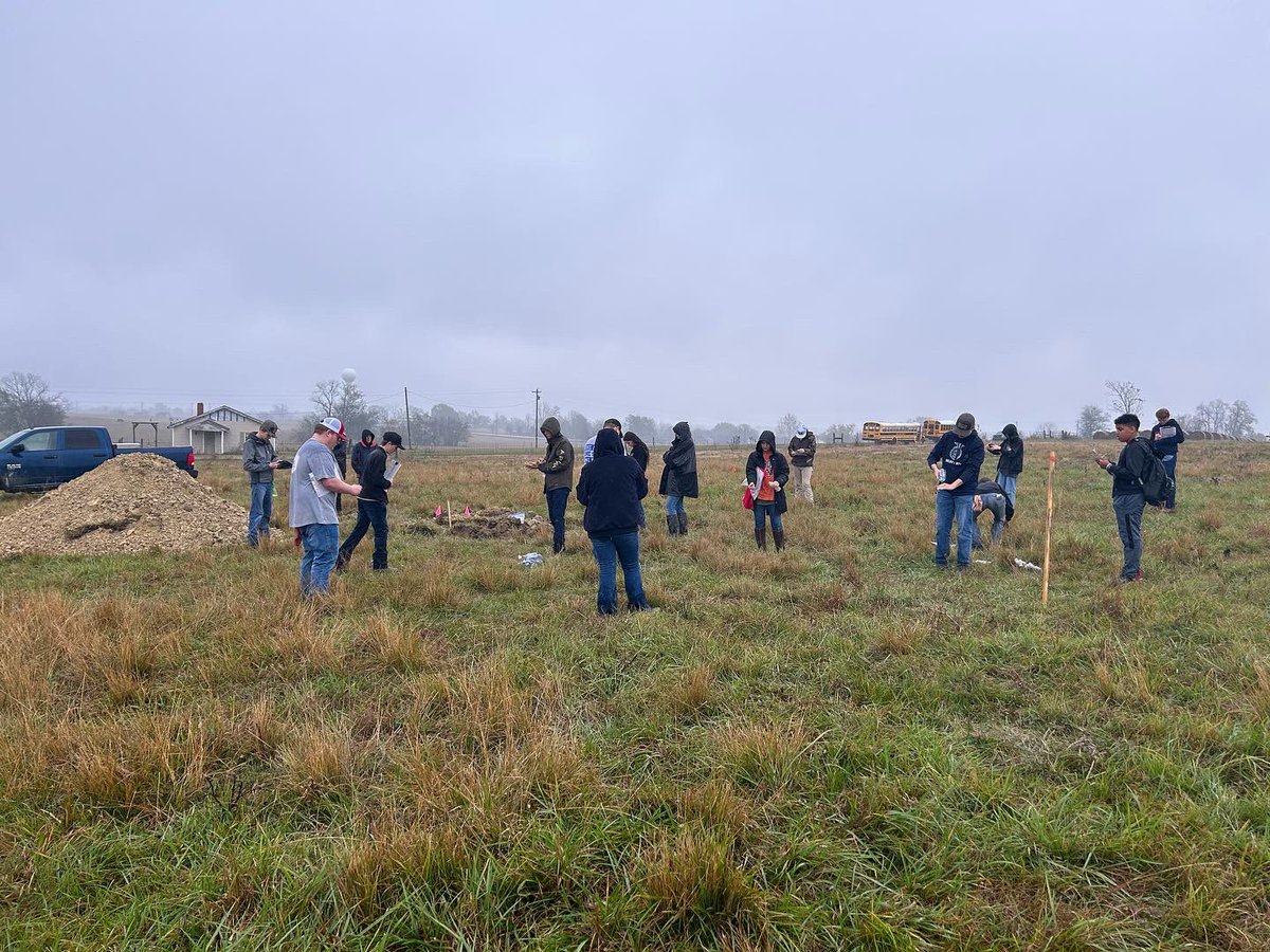 BenRussellFFA's tweet photo. Congratulations to our Land Evaluation and Forestry judging teams who competed at the Central District Fall Eliminations yesterday. The forestry team placed 9th and the land team placed 2nd and will advance to the state competition in the spring! https://t.co/ndJm4F3bHT