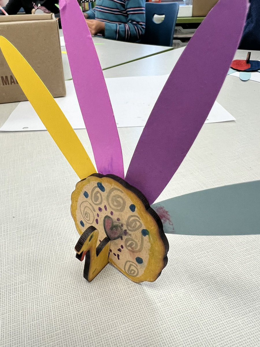 BucksIUSTEAM's tweet image. #MobileFabLab is having a FABulous week at #BedminsterElementary @PennridgeSD! 1st graders customized fabricated turkeys and then fabricated feathers from #FabAtSchool @FableVision - so much creativity and FABulous-ness!