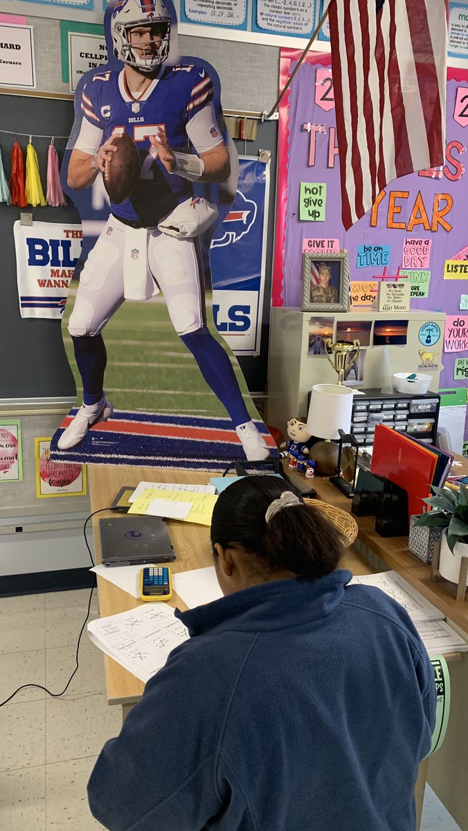 MsRockow's tweet photo. Super proud of Orange Class on how hard they worked on angles today! #geometrygiants @morrea123 @greecearcadiams https://t.co/nx9kFBZU16
