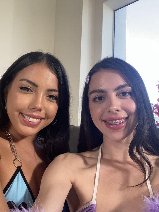 had a lot of fun with @RachelRiversX for her *first ever* gg anal scene! 🥹 https://t.co/GGixAHmXzq<a class="tags" href="/tag/rachelriversx">@rachelriversx</a>