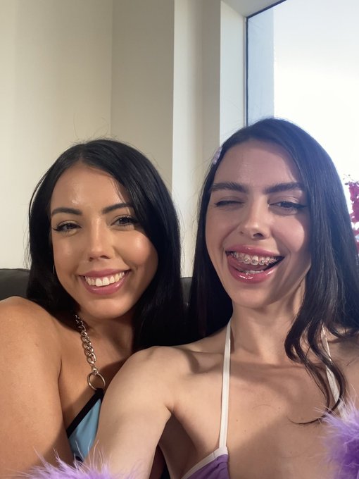 had a lot of fun with @RachelRiversX for her *first ever* gg anal scene! 🥹 https://t.co/GGixAHmXzq<a class="tags" href="/tag/rachelriversx">@rachelriversx</a>