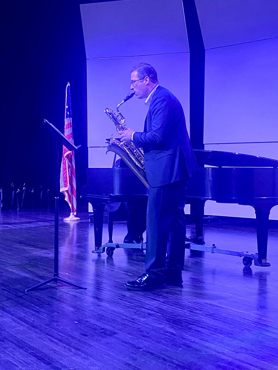 LCSDMusic's tweet photo. Faculty recital photos! Thank you for your support! @LancasterCSD @LCSDLHSPrinc @LancasterCSD https://t.co/AWh5eRgl3B