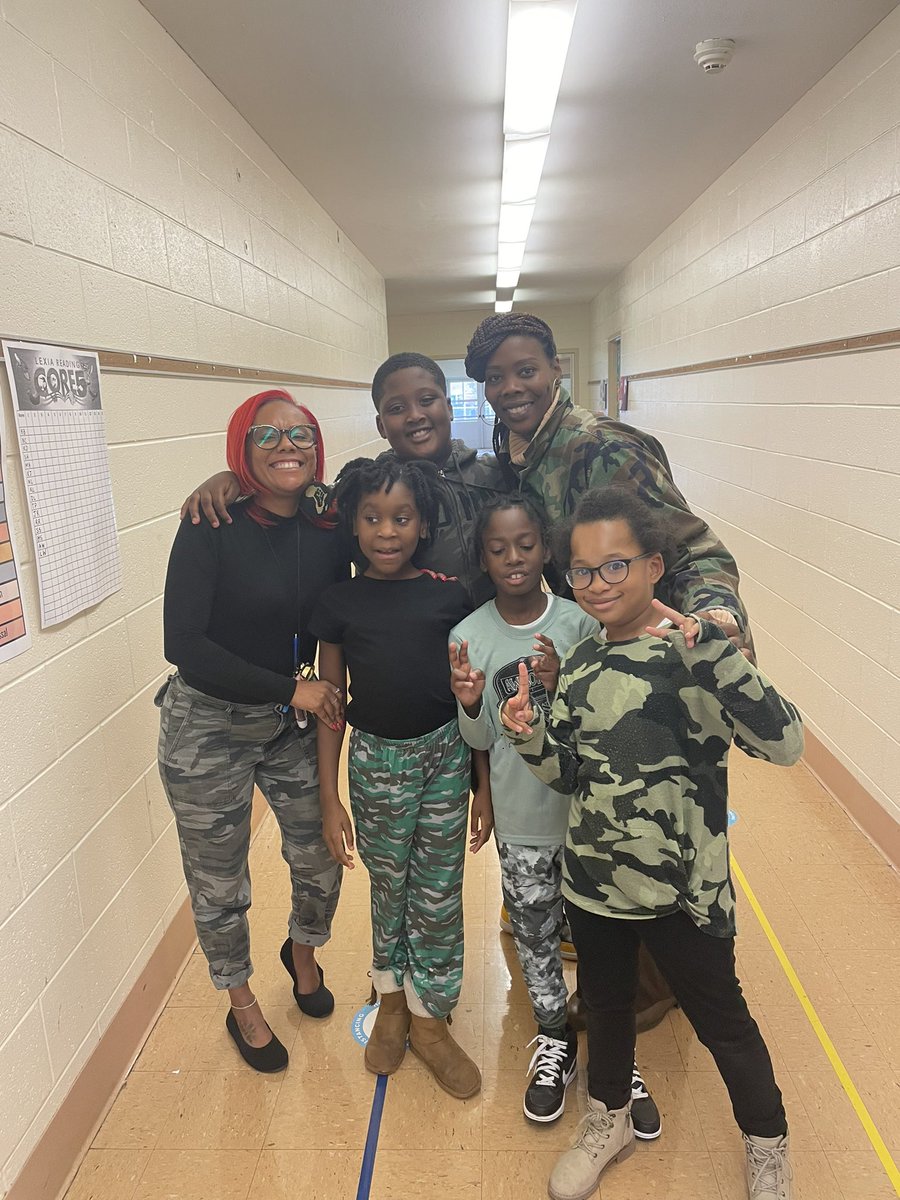1300pandanation's tweet photo. We don’t hide from kindness. #KindnessMatters #KindnessCounts #KindnessSpiritWeek https://t.co/JJc27YD2je