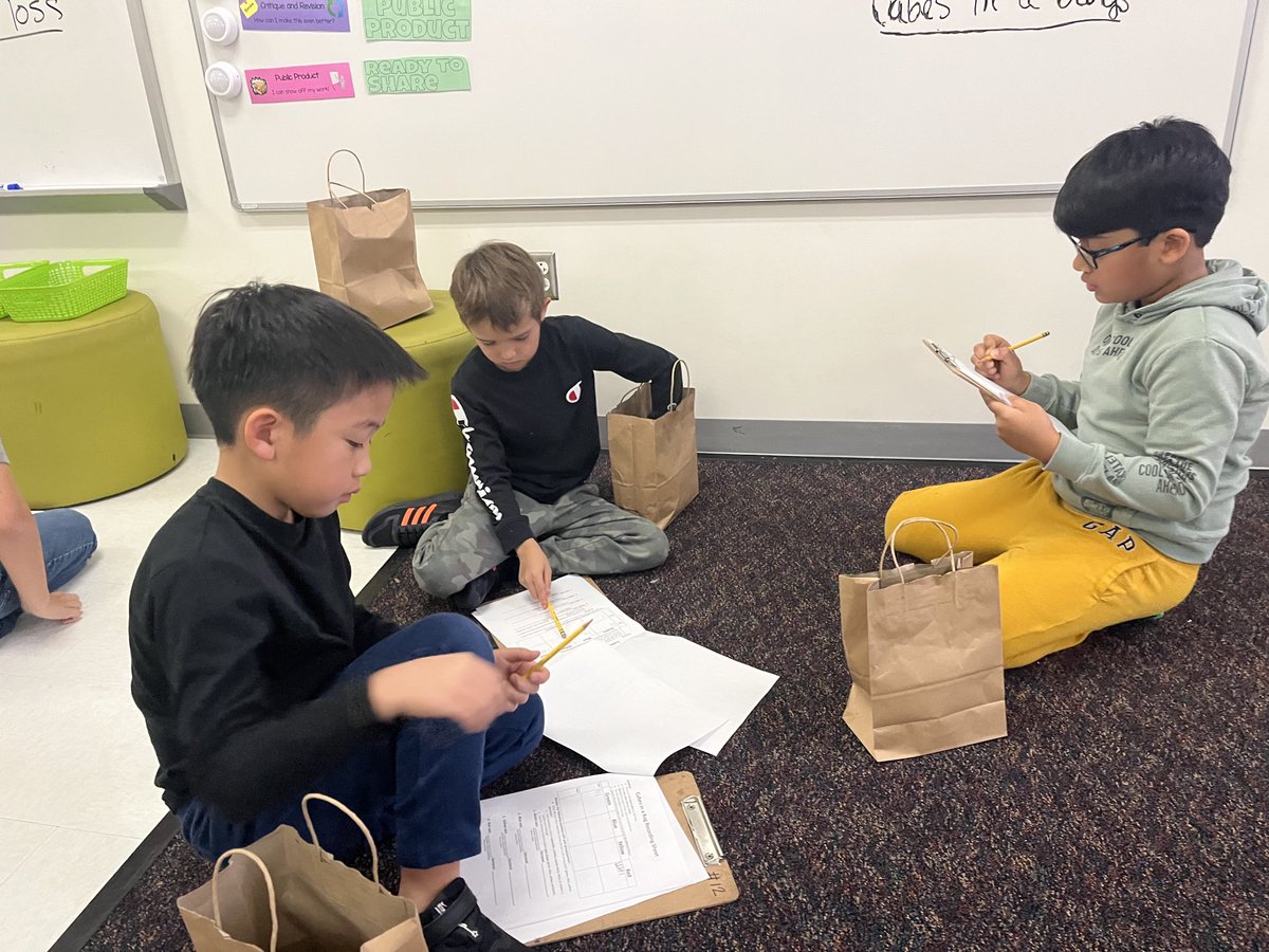 KPavlocak's tweet photo. More probability fun! Working on sustained inquiry! ⁦@GoshenPostES⁩ #gogpgators https://t.co/t94gNz9Pti